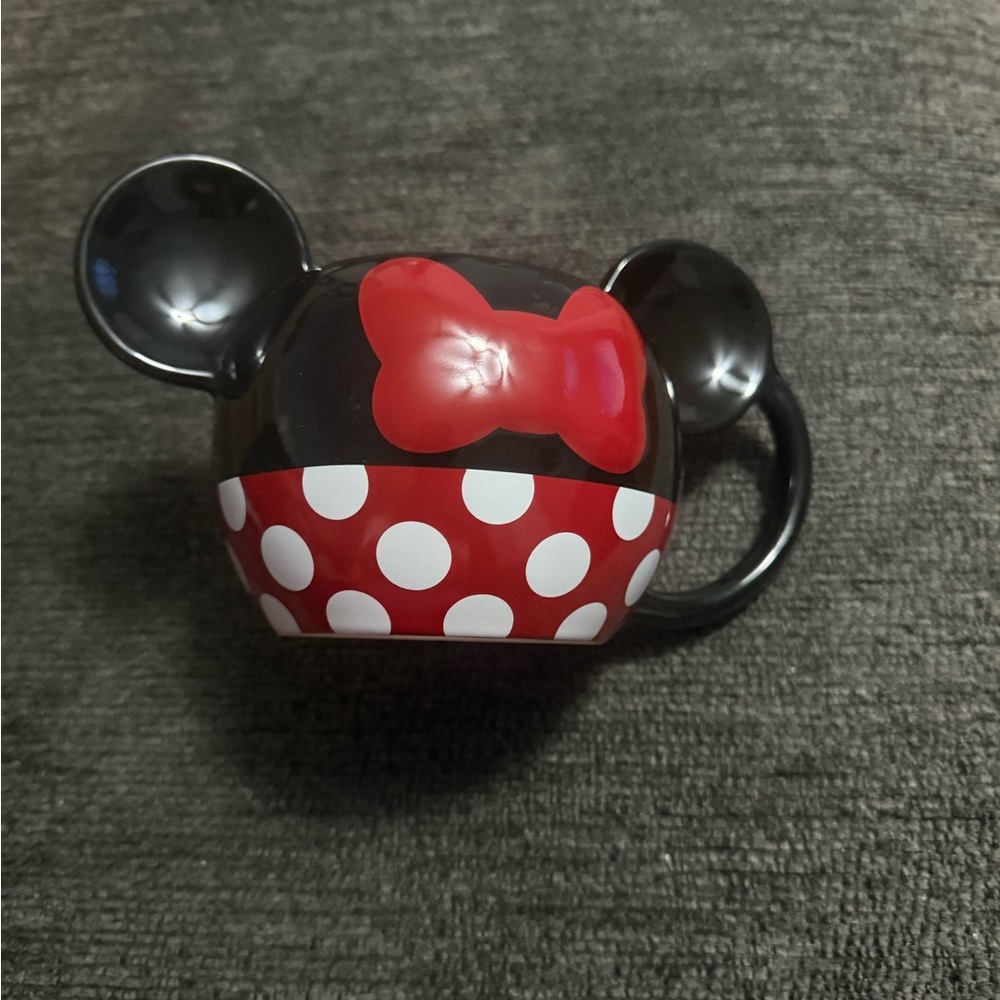 Disney Minnie Mouse XOXO Ceramic 3D Ears Red Polka Dot Mug Cup 20oz - Picture 11 of 11